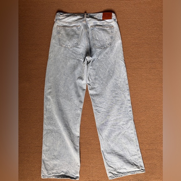 Abercrombie & Fitch Lightweight Baggy Jeans - Picture 4 of 5